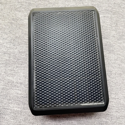 OEM ODM Solar Powered GPS Tracking Locator 10000mAh Battery Fast Charging by USB Cable Free Installation Wireless GPS Tracker